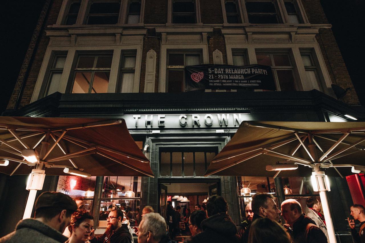 Publove @ The Crown, Battersea Londra