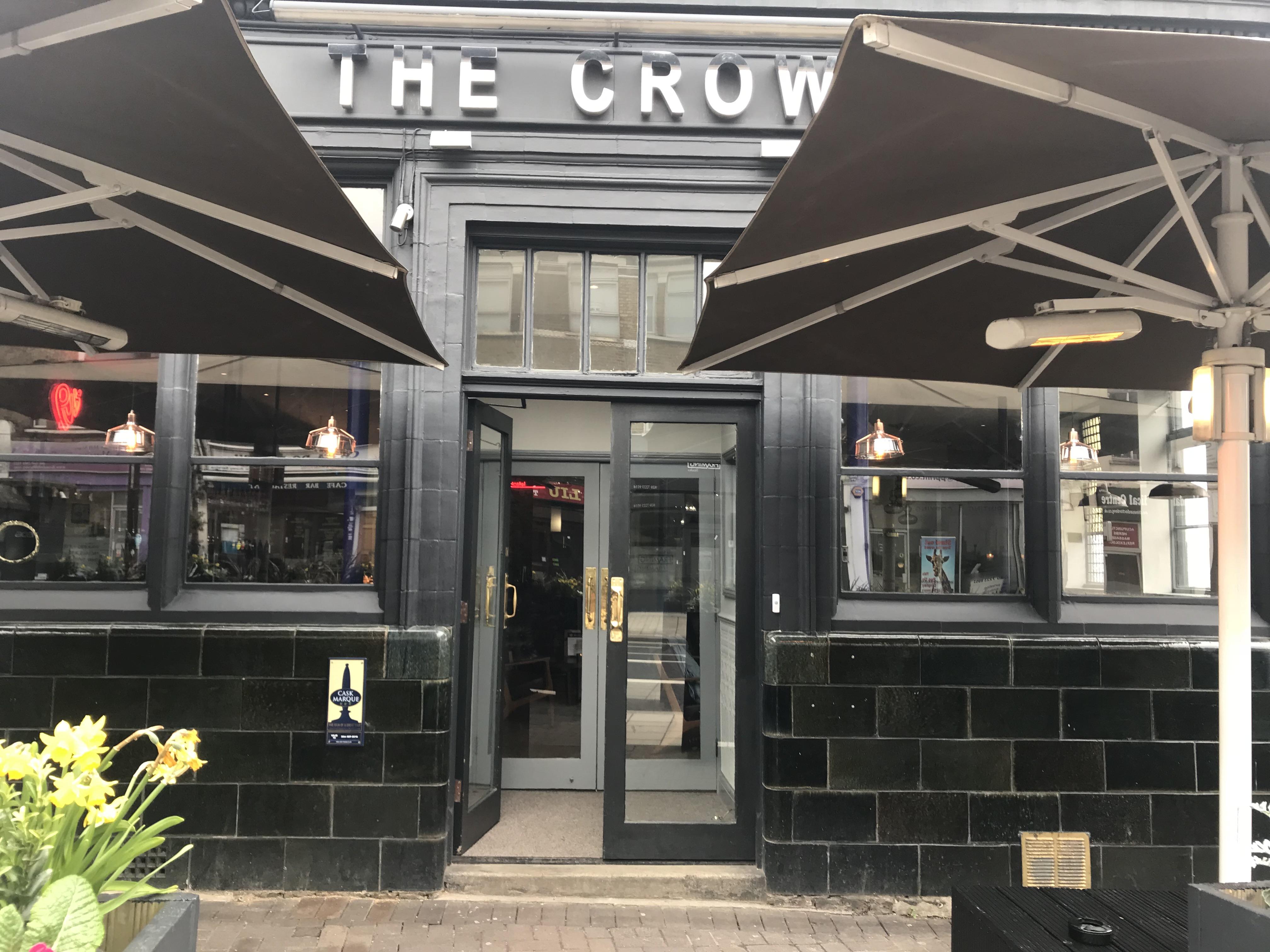 Ostello Publove @ The Crown, Battersea *
