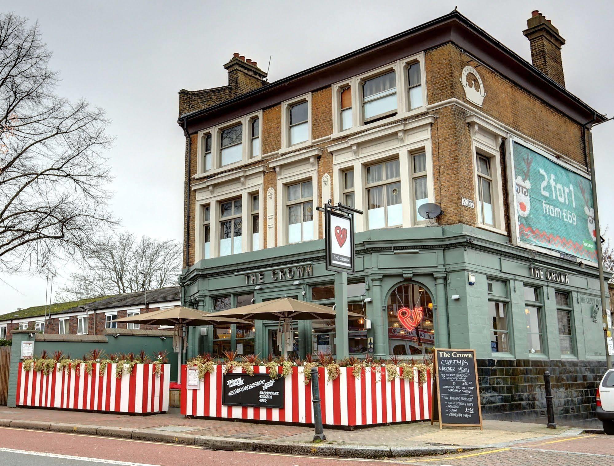 Publove @ The Crown, Battersea Londra